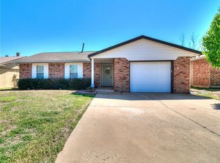 12328 Southgate Dr, Yukon, OK 73099