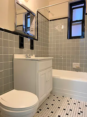 Rented by Smart NY Realty LLC | media 7