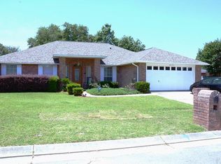 6835 Rickwood Dr, Pensacola, FL 32526