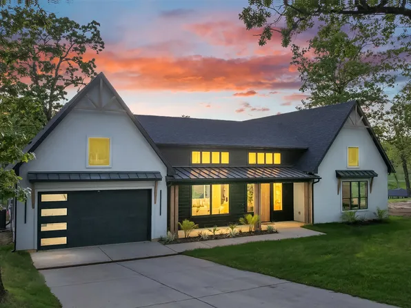 108 Deerhurst Ln, Mabank, TX 75156