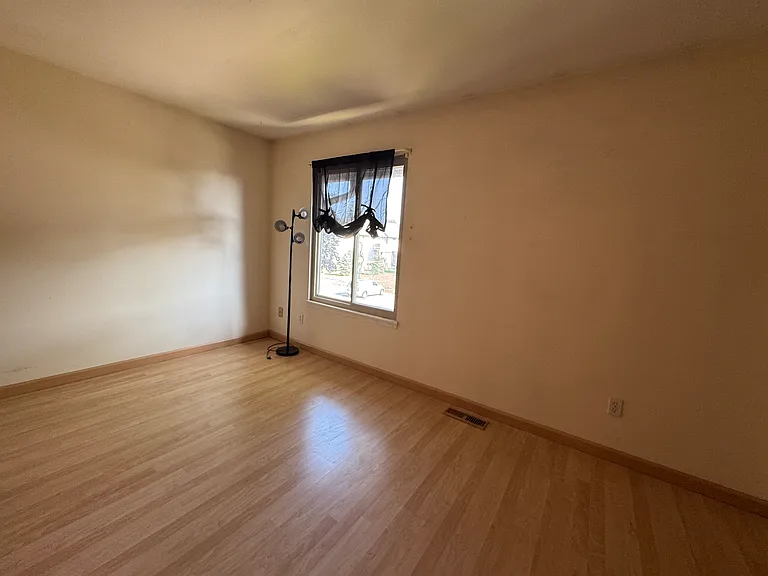 7300 Bluewater Dr #5 — Photo 17