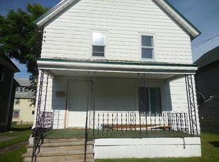 17 Walnut St, Perry, NY 14530