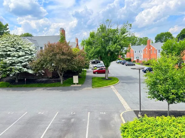 403 Neponset St APT B, Norwood, MA 02062
