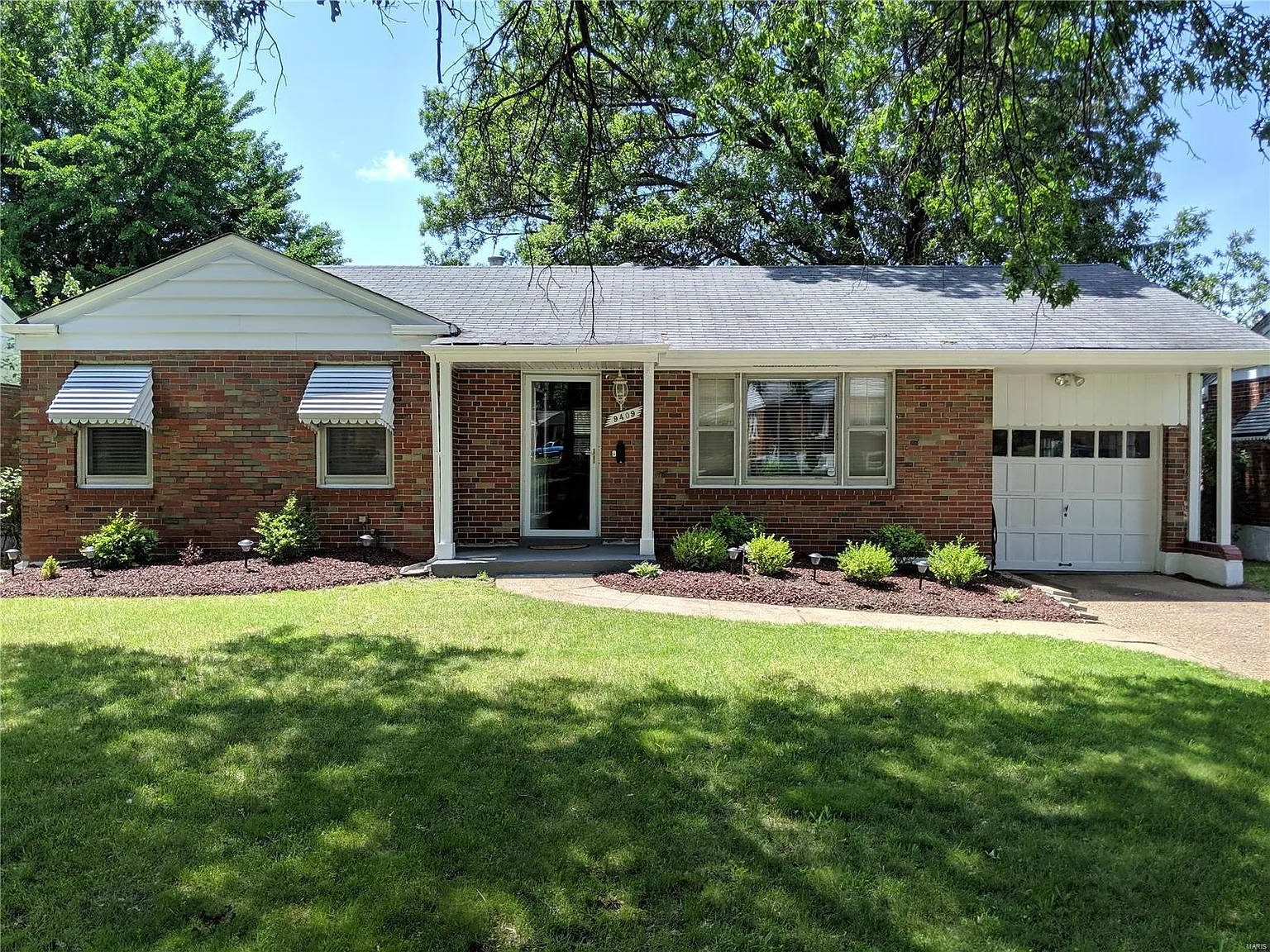 9409 Pickford Pl photo 1