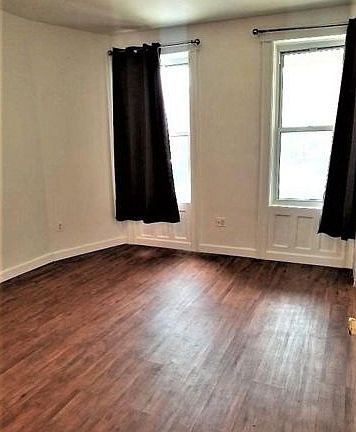 4th image of 6304 Eliot Ave