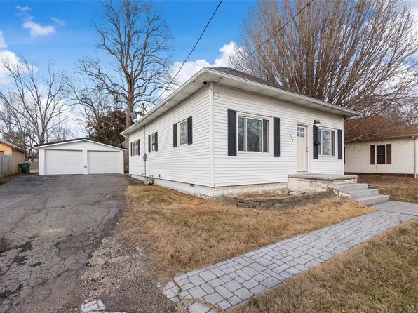 608 W 3rd St, Scott City, MO 63780