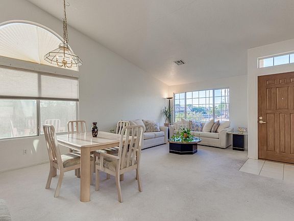 3rd image of 11065 W Escuda Dr