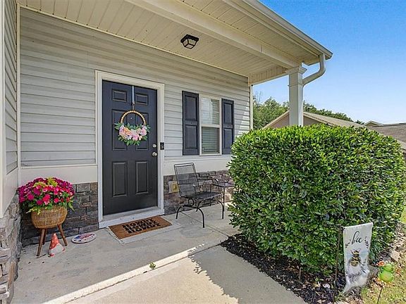 2nd image of 234 Arbor Dr