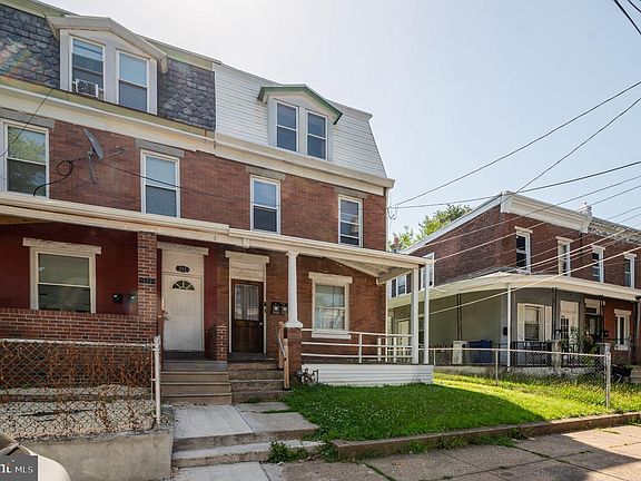 2nd image of 109 N 2nd St