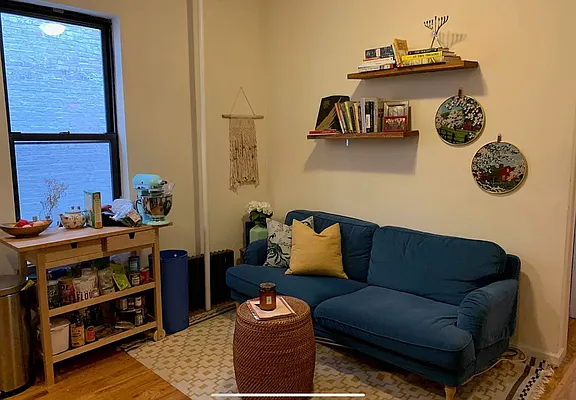 Rented by CNYC Apartments | media 9