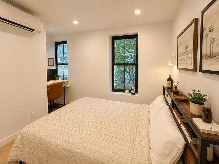 404 W 51st St #2C — Photo 10