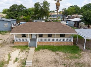 211 W 17th St, Del Rio, TX 78840