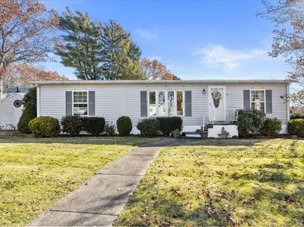 80 Mohawk Dr, Plymouth, MA 02360