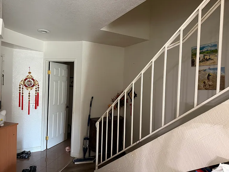26009 Atherton Ave — Photo 9