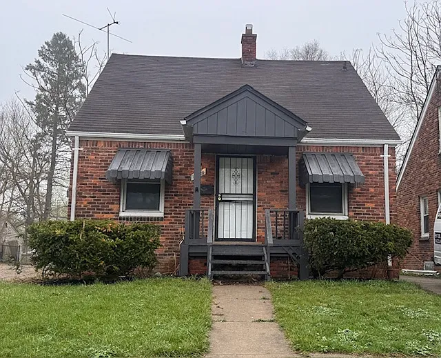 11820 Duchess St — Photo 1