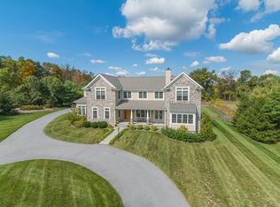 1 Firethorn Lane, Malvern, PA 19355