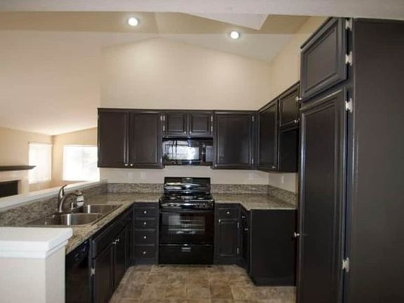 4th image of 10319 Tributary Dr