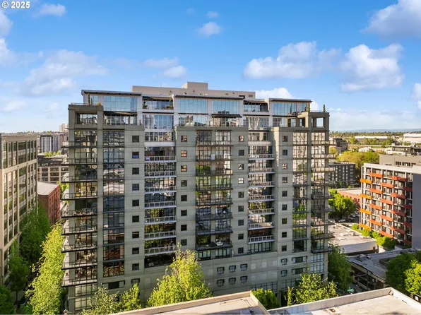 1025 NW Couch St Unit 622, Portland, OR 97209
