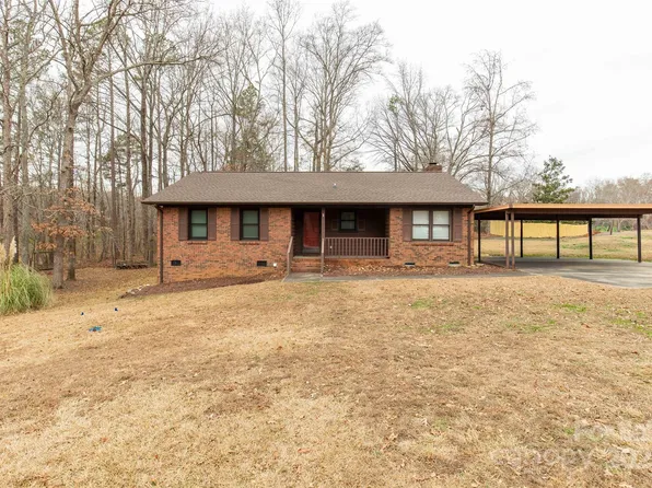 950 High Ln, Lancaster, SC 29720