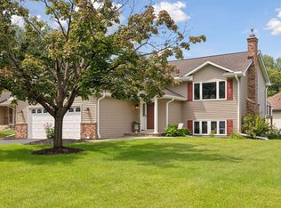 1000 Forest Glen Ct, Burnsville, MN 55337