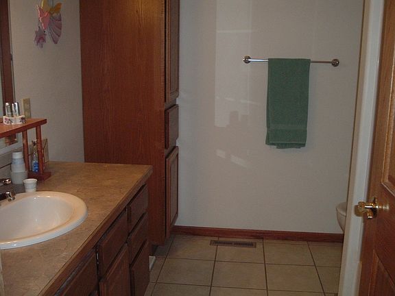 4th image of 9524 S Coyote Ln