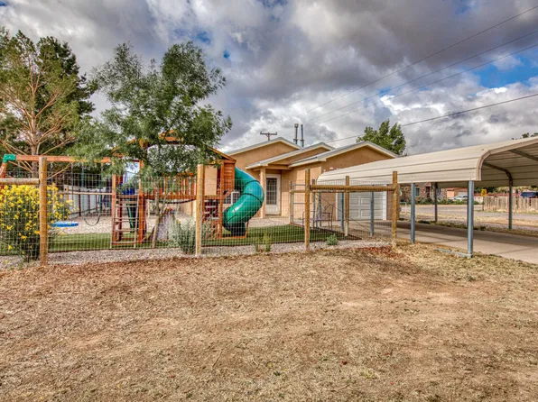 710 Katherine Ave W, Moriarty, NM 87035