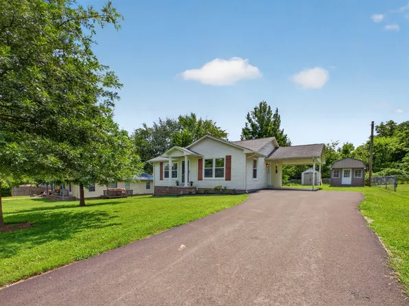517 Wall St, Mt Pleasant, TN 38474