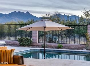 2348 E Madera Plateau Dr, Green Valley, AZ 85614