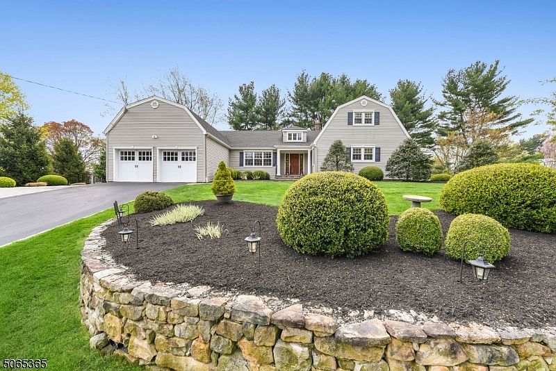 8 Leddell Rd, Mendham, NJ 07945 Zillow