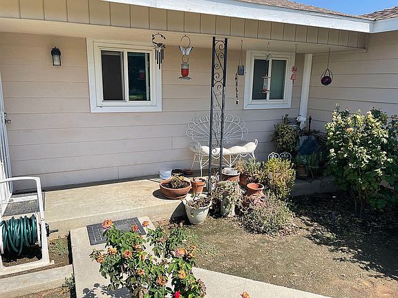 2nd image of 4074 N Eddy Ave