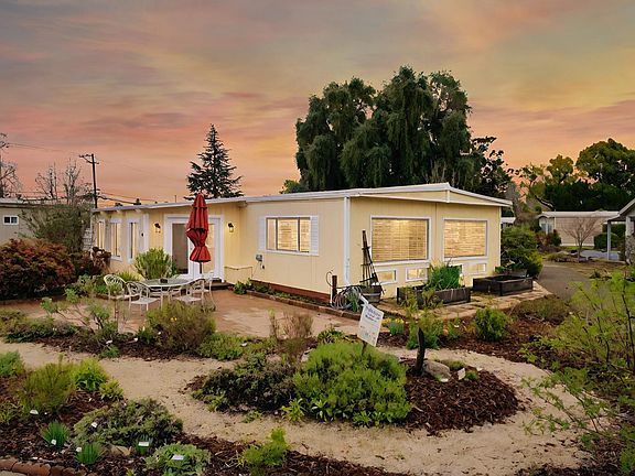 3rd image of 6 Chico Drive
