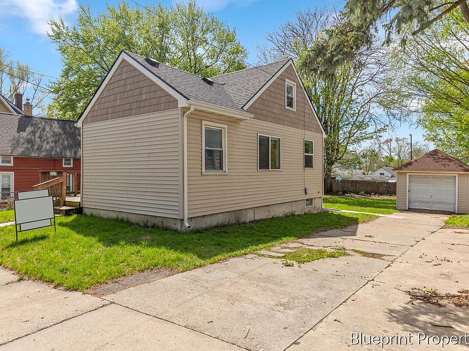 1st image of 2027 Towner Ave SW