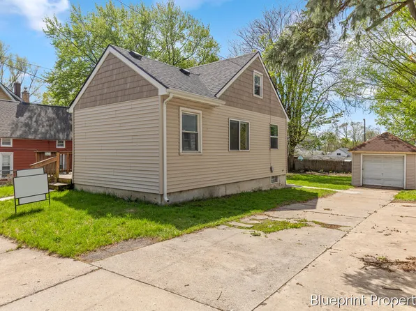 2027 Towner Ave SW, Grand Rapids, MI 49507