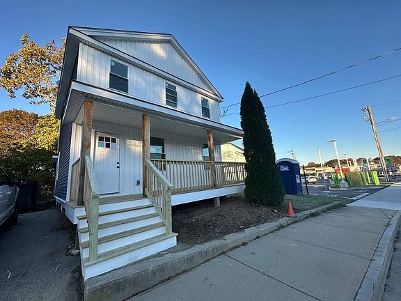 2nd image of 8 Thompson Rd