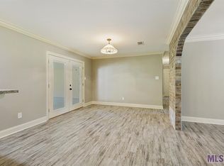 10269 Moss Lea Dr, Baton Rouge, LA 70818