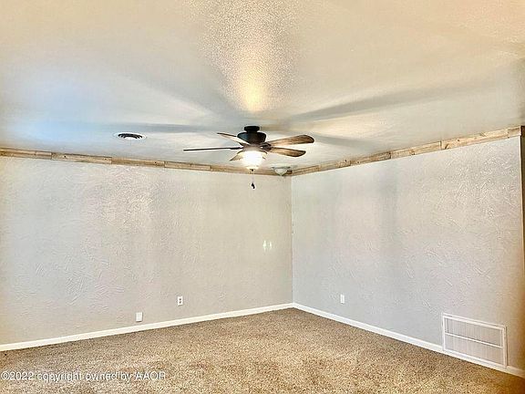 2nd image of 4409 Mesa Cir