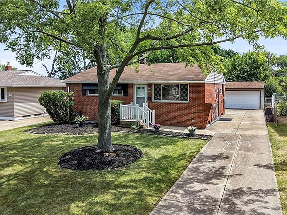 2nd image of 6391 Sandfield Dr