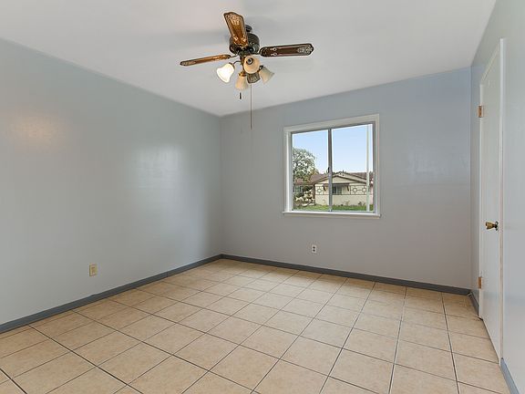 4th image of 20925 S Van Deene Ave