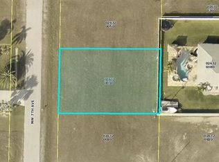 921 NW 7th Ave, Cape Coral, FL 33993