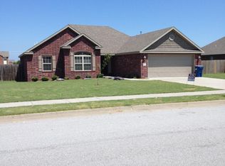 2902 SW Warberry Ave, Bentonville, AR 72712