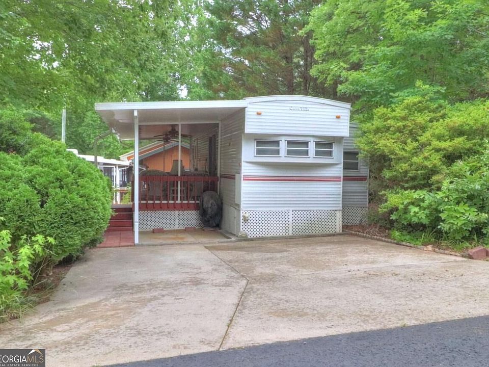 1st image of 62 Hidden Valley Rd
