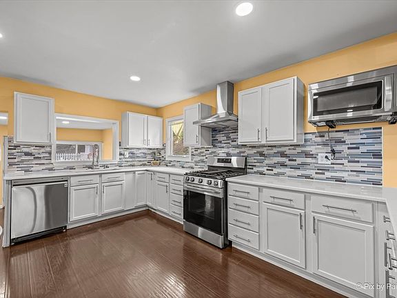 4th image of 1100 W Highland Ave