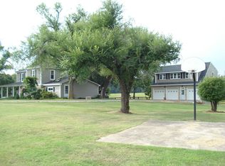 332 Eden Farm Rd, Bumpass, VA 23024