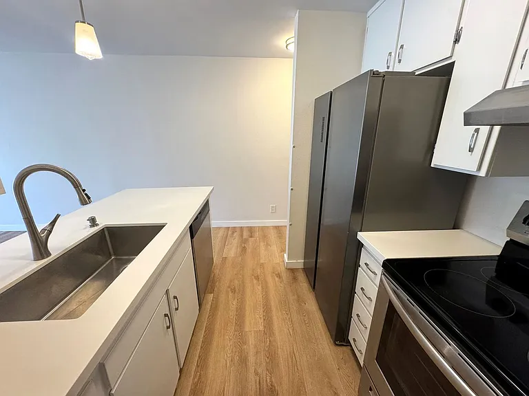390 E Surfside Dr — Photo 10
