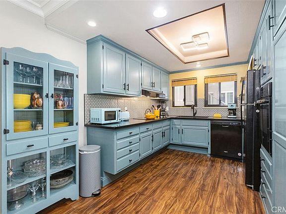 2nd image of 2098 Ronda Granada Unit B