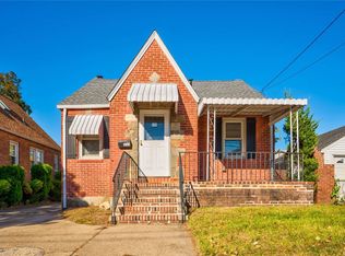 111 Casper St, Valley Stream, NY 11580
