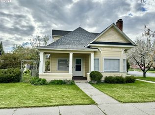 2631 1st St, Baker City, OR 97814