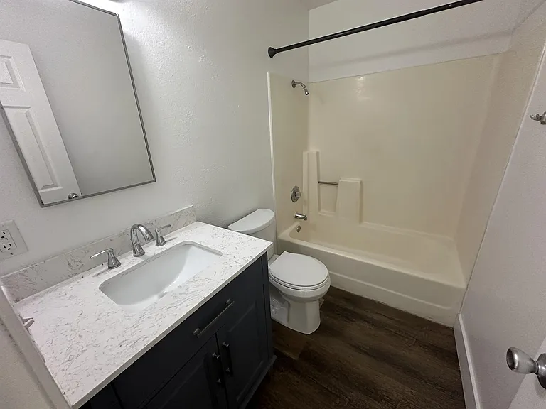 179 Judy Ct #D — Photo 12