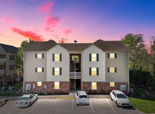 1132 Welsh Dr, Lake Saint Louis, MO 63367