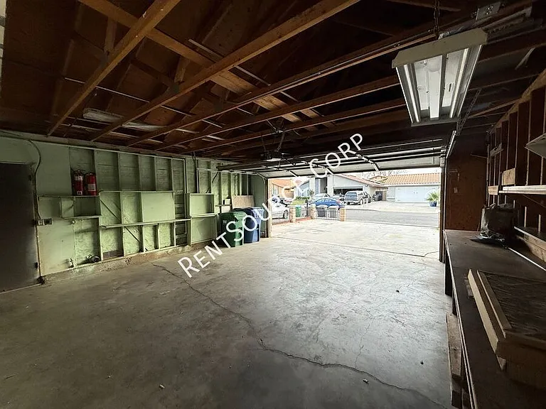 519 W Avenue J15 — Photo 17
